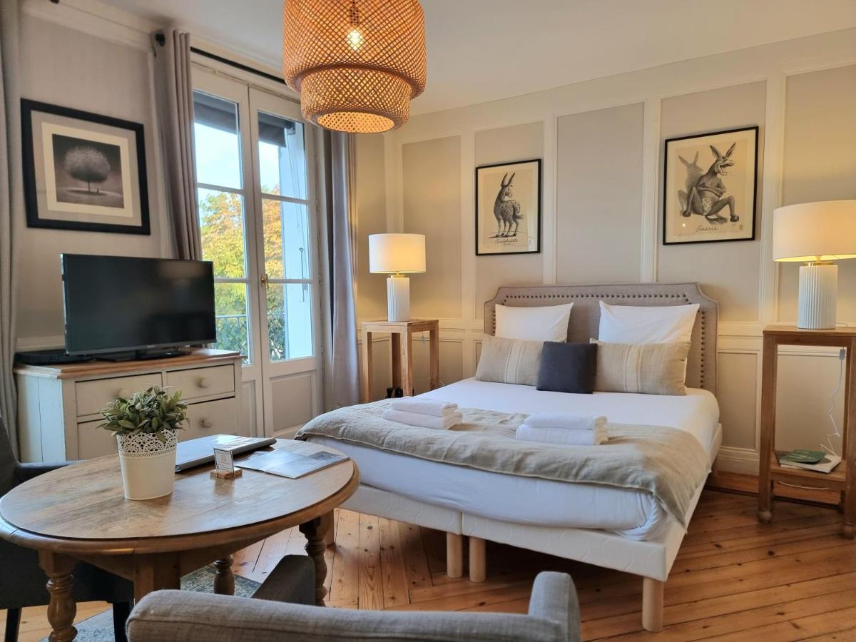 Le Balcon Du Port Apartman Honfleur Kültér fotó